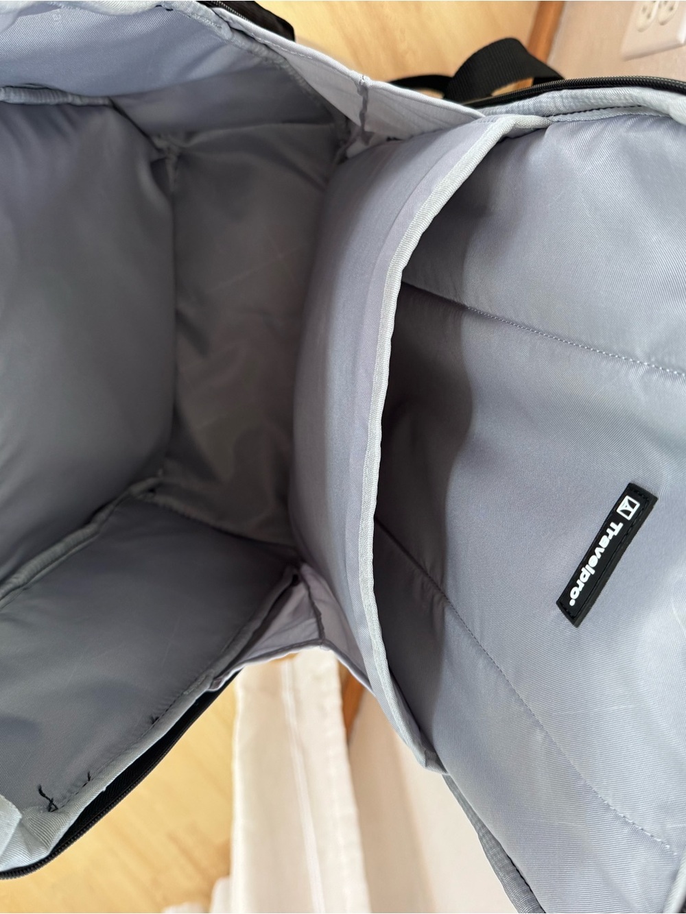 TRAVELPRO Pilot AirTM 2 Laptop Backpack - Picture 4 of 10